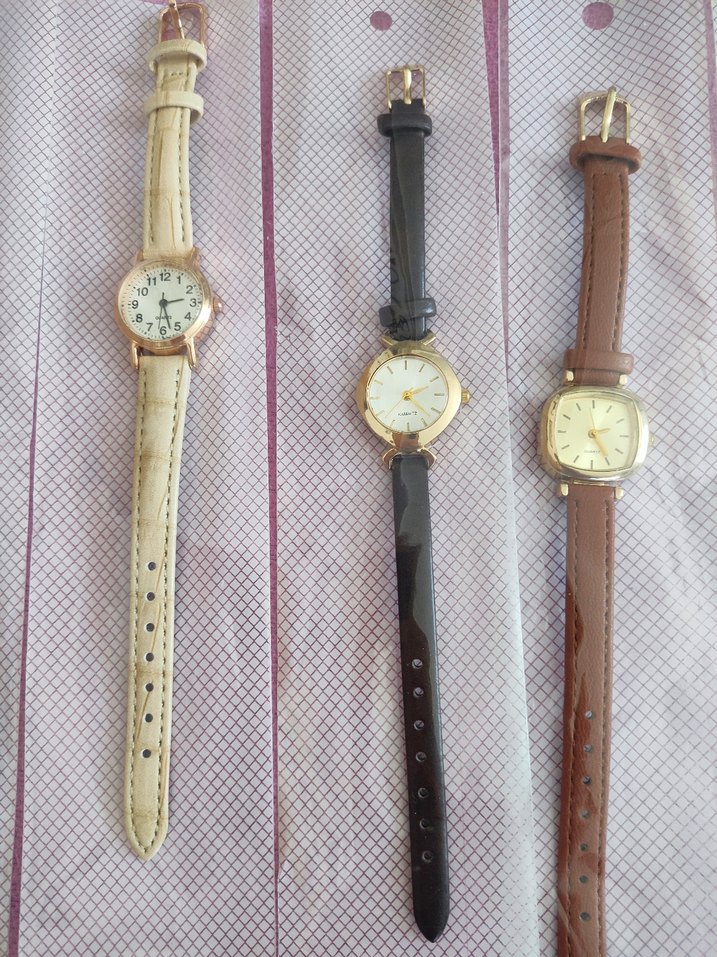 Renkli deri kemerli kadın saatleri - Görsel 4