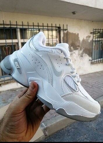Nike kadın spor ayakkabı 