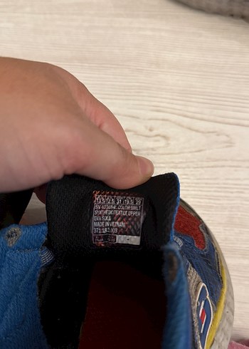 31 Beden Renkli Erkek Çocuk Sneakers skechers
