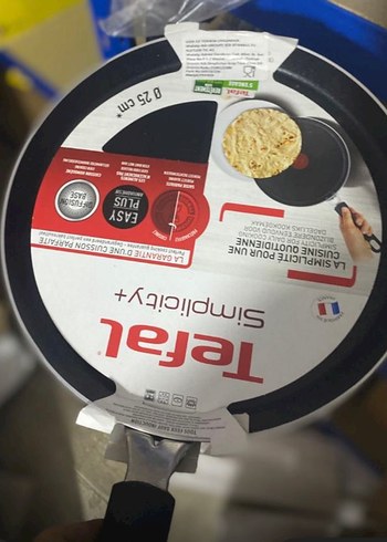 Tefal Siyah Baskılı Tava 25 cm