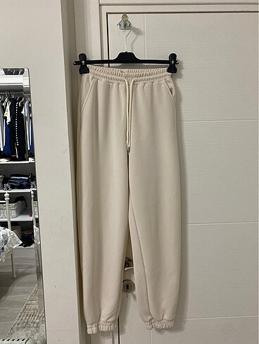 Stradıvarius eşofman altı