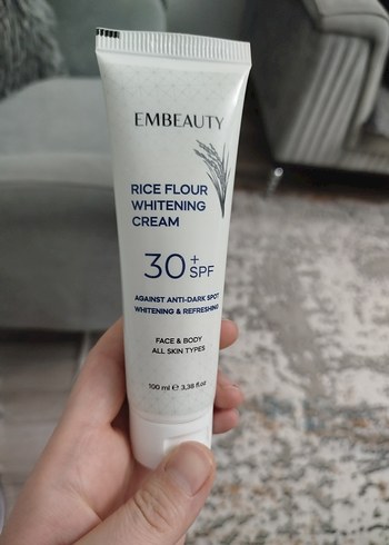 Embeauty Pirinç Unlu Beyazlatıcı Vücut Kremi SPF30 - Görsel 5