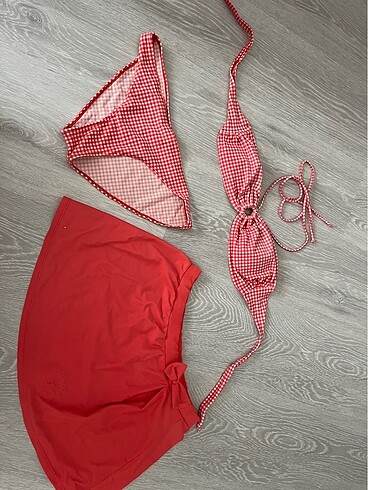 l Beden Bikini takımı
