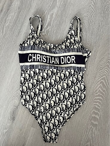 Dior Kaliteli mayo