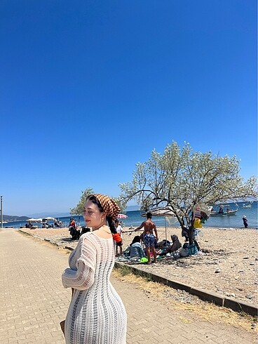 l Beden beyaz Renk Deniz pareosu