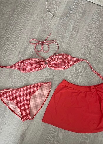 LC Waikiki Kırmızı Mini Drapeli Bohem Bikini Takımı
