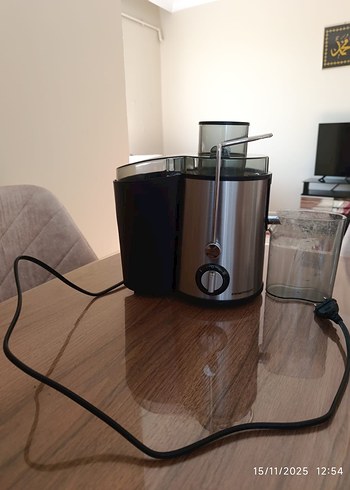 Gri Renkli Meyve Sıkacağı - Görsel 2