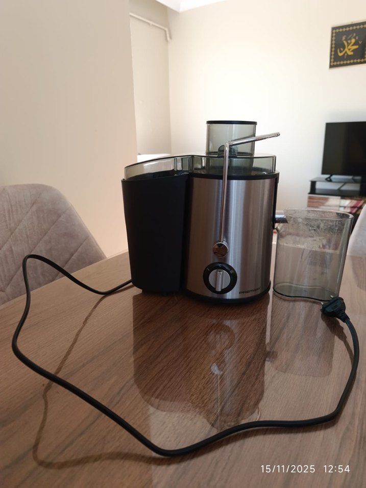 Gri Renkli Meyve Sıkacağı - Görsel 2