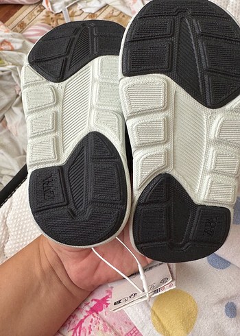 21 Beden Zara 21 numara
