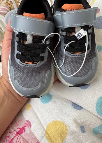 Zara 21 numara