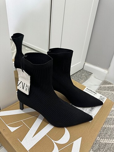 Zara ZARA BOT