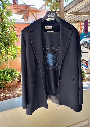 Alvina Siyah tisortlü ikili Kadın Blazer Ceket