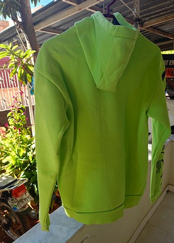 Yeşil Kapüşonlu Fermuarlı Kısa Sweatshirt - Görsel 5