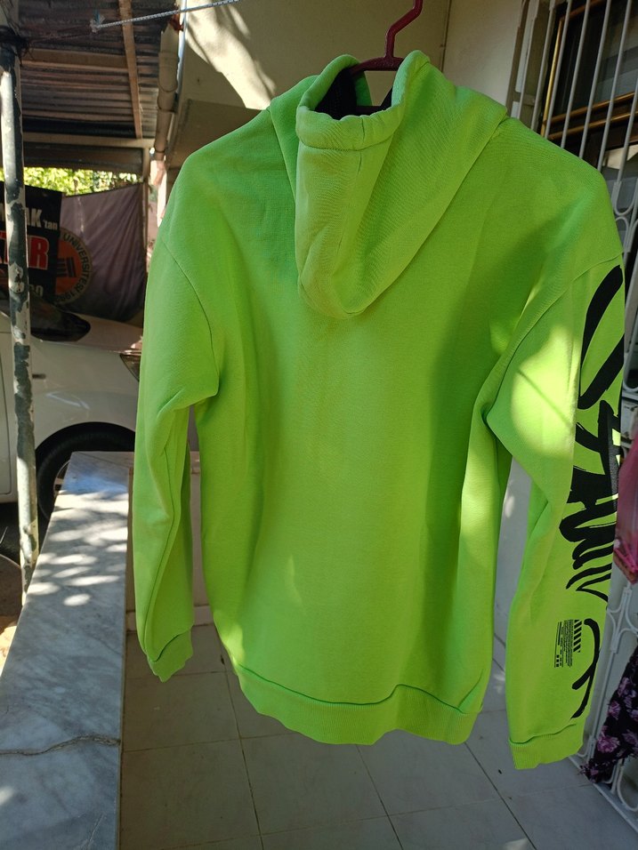 Yeşil Kapüşonlu Fermuarlı Kısa Sweatshirt - Görsel 4