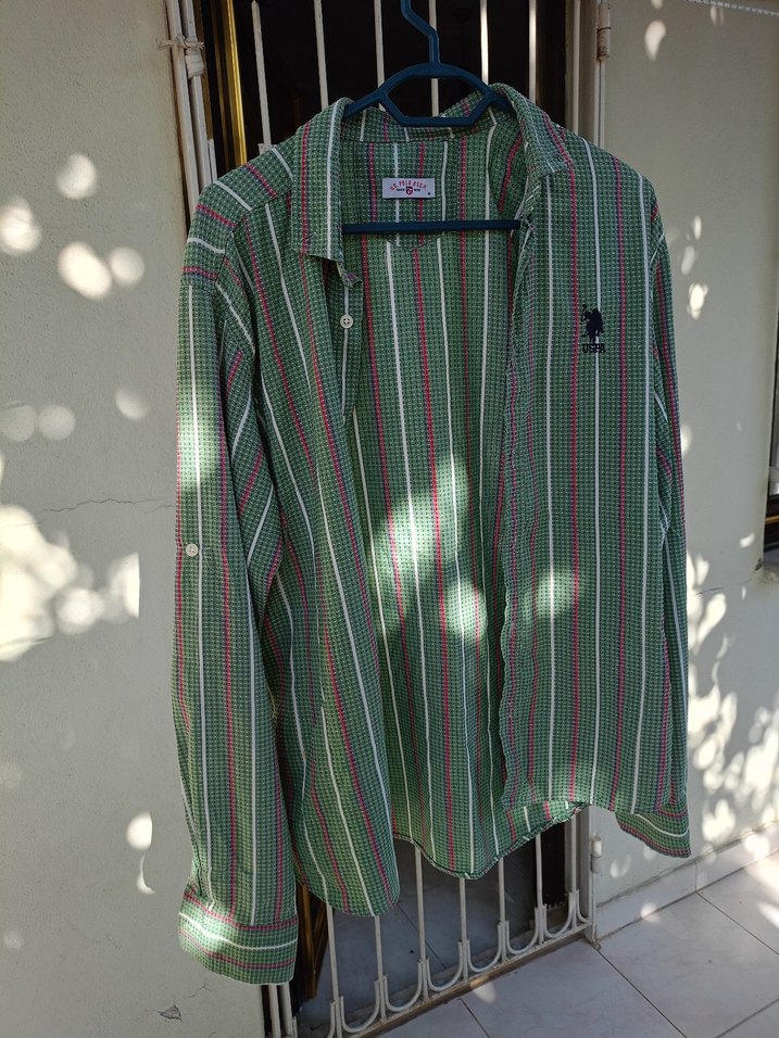 Uzun Kollu Yeşil Bağlama Desenli Gömlek - Görsel 2