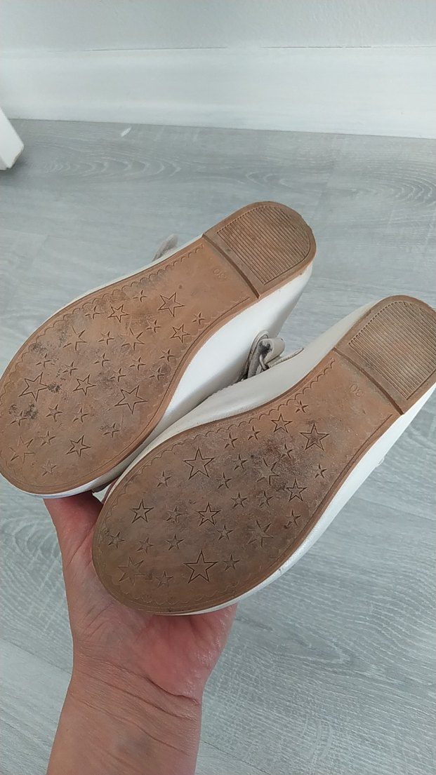 Kız Çocuk Beyaz Fiyonklu Babet - Görsel 3