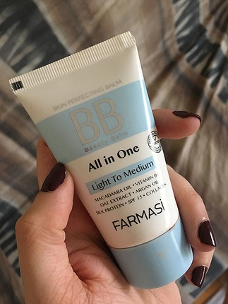 Farmasi BB cream. 