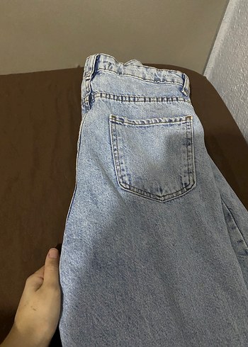 Kadın Gri Renkli Bol Kesim Midi Denim Pantolon - Görsel 4