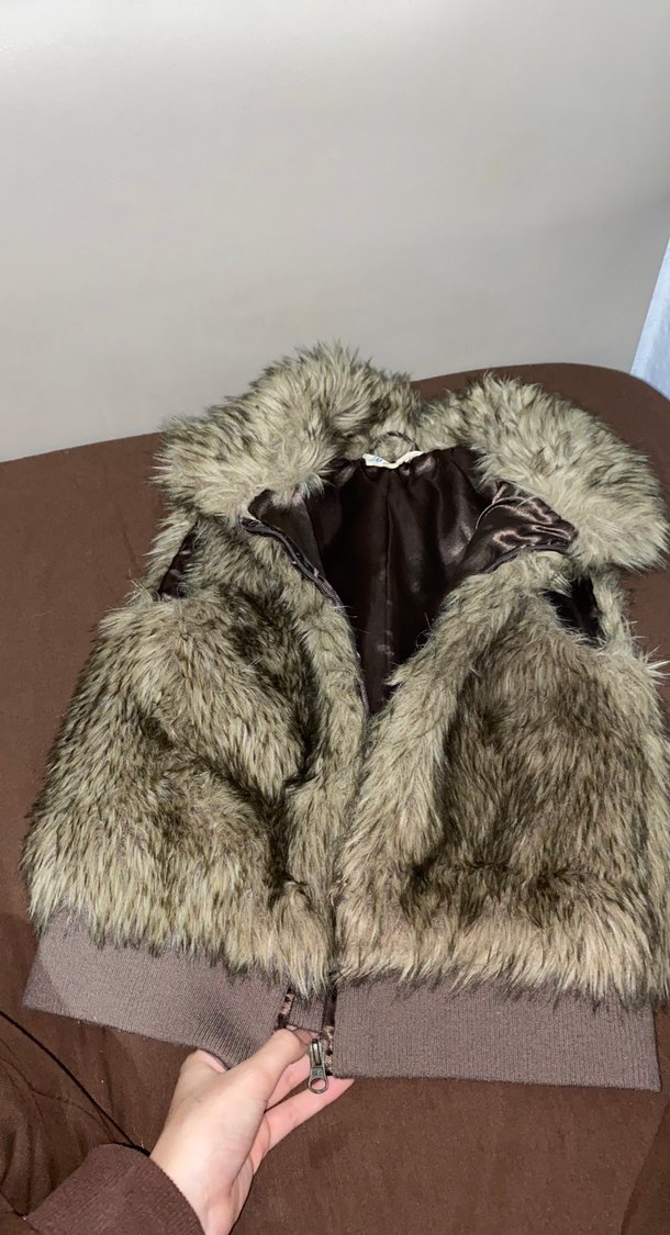 Kahverengi Kürklü Kadın Yelek - Görsel 3