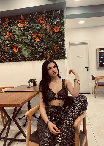 Siyah Payetli pullu crop pantolon takım tarzı
 zincir detaylı - Görsel 2