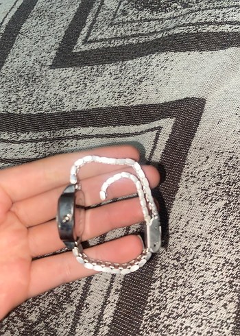 Gri Klasik Kadın Kol Saati - Görsel 3