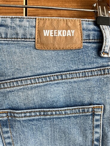 26 Beden Weekday 5 cepli yeni kot pantolon