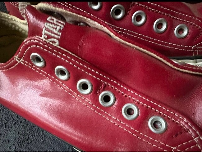 37,5 Beden Bağcıksız converse