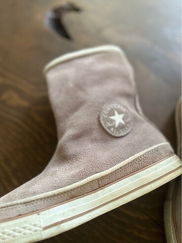 38 Beden Converse bot