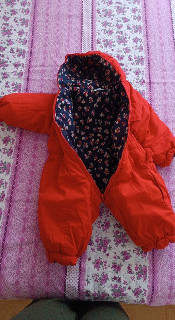 Kız Bebek Kapüşonlu Kırmızı Tulum - Görsel 2