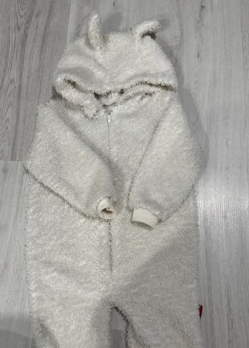 Kürk Detaylı Kapüşonlu beyaz Bebek Tulumu - Görsel 3