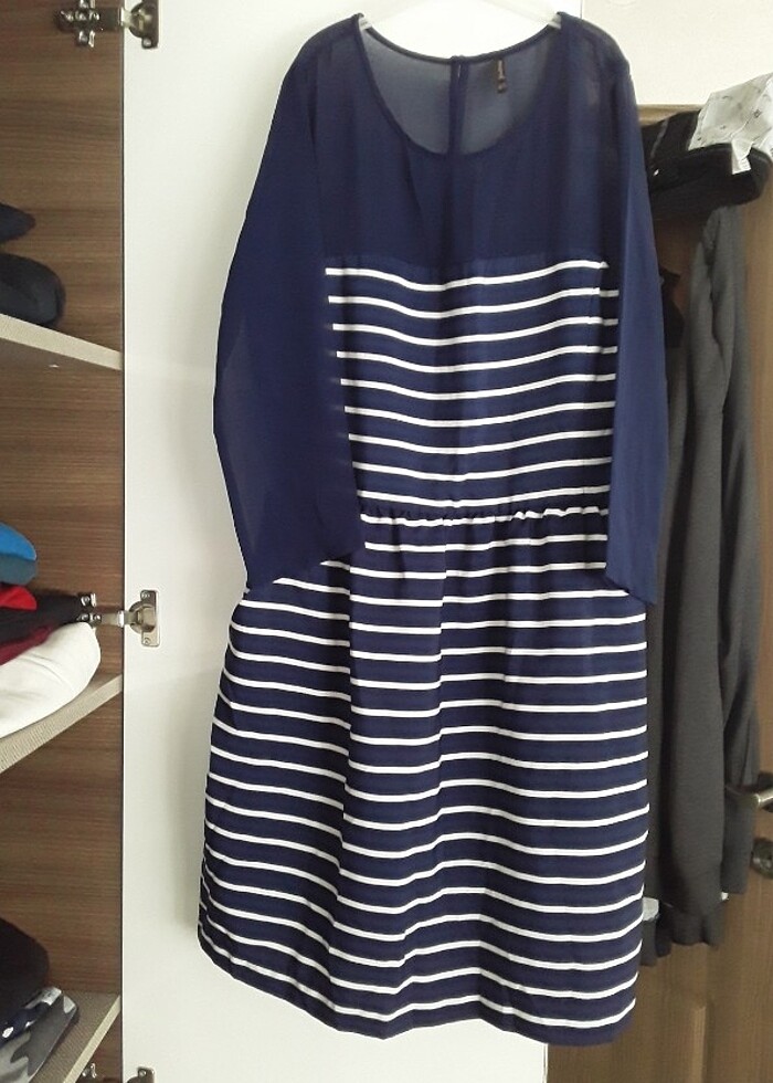 Kısa elbise - Görsel 2