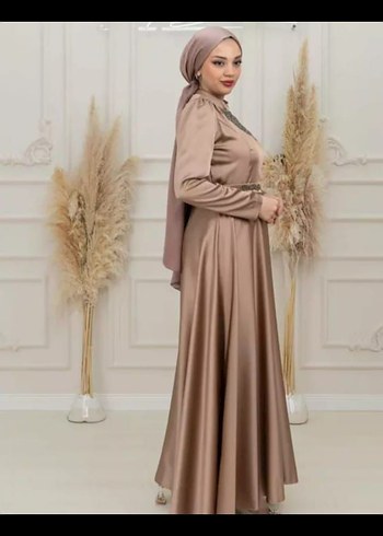 Bej Nakışlı Uzun Kollu Tesettür Abiye - Görsel 2