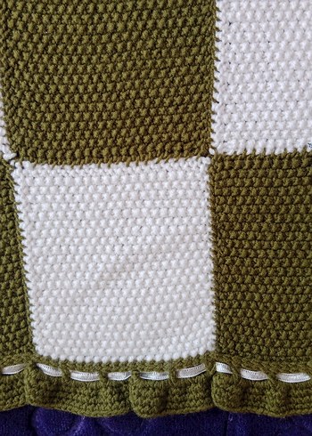 Yeşil Kareli Örgü Çocuk Battaniyesi - Görsel 3