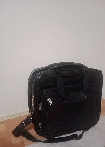 Siyah Erkek İş Çantası Fermuarlı - Görsel 2