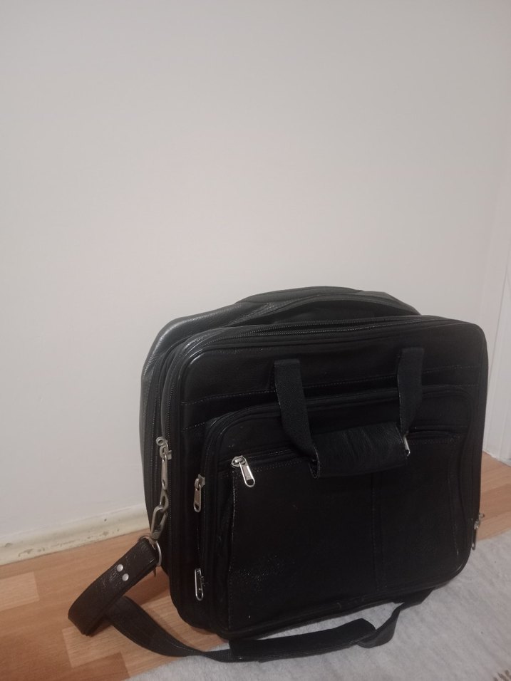 Siyah Erkek İş Çantası Fermuarlı - Görsel 2