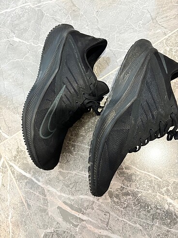 43 Beden Nike spor ayakkabı