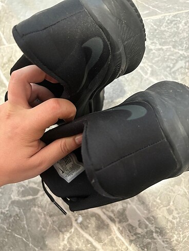 43 Beden siyah Renk Nike spor ayakkabı