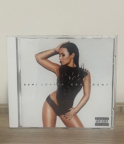 demi lovato confident albümü