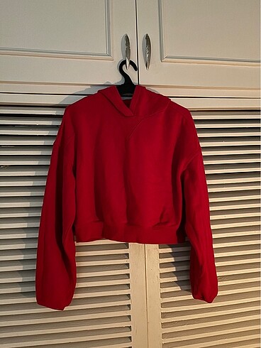 H&m kırmızı sweatshirt