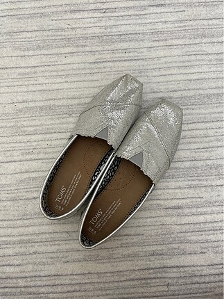 Gümüş simli orijinal ayakkabı toms