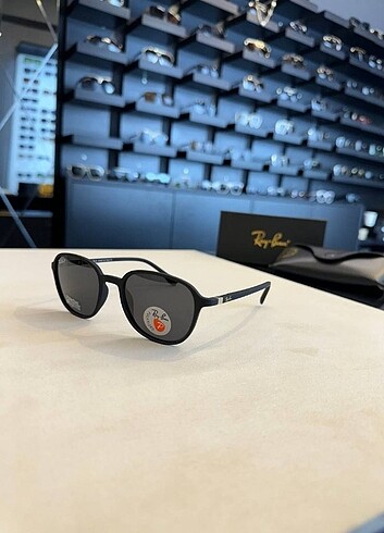 Ray-Ban İthal gözlük Unisex 