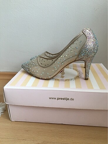 Zara Marcatelli cinderella topuklu ayakkabı
