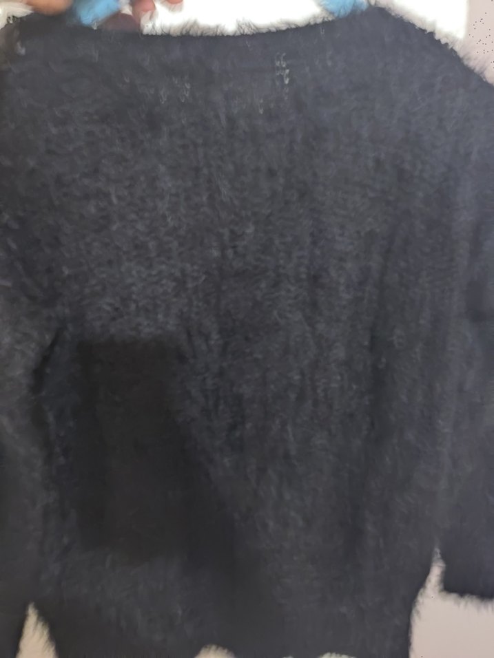 Siyah Kürklü Uzun Kollu Kadın Kazak - Görsel 5