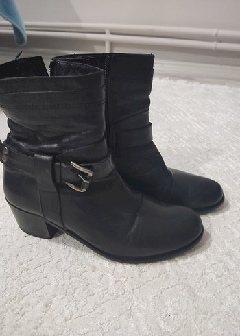 Tokalı Siyah Deri Kadın Bot..orijinal deridir - Görsel 4