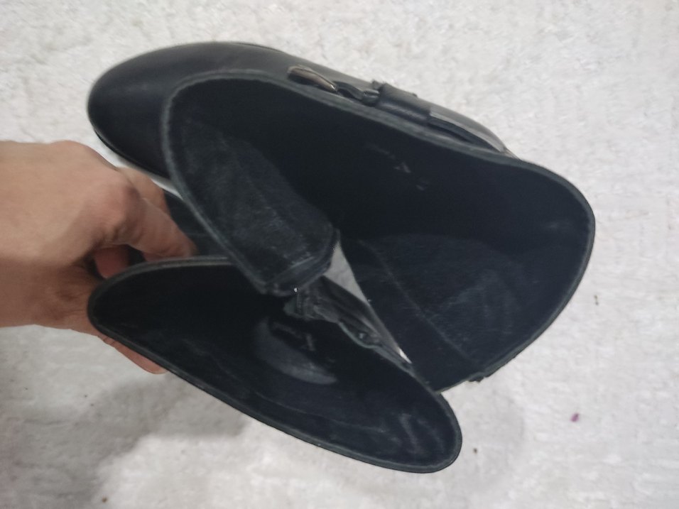 Tokalı Siyah Deri Kadın Bot..orijinal deridir - Görsel 5