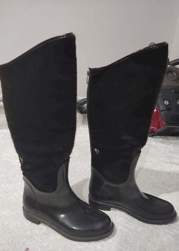 Siyah Kürklü Dizüstü Stiletto Bot - Görsel 2