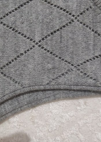 Gri Triko Boğazlı Kolsuz Kadın Süveter - Görsel 3