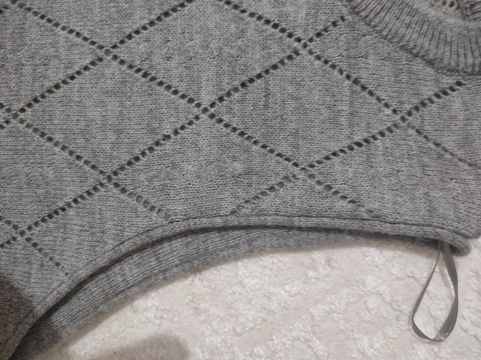 Gri Triko Boğazlı Kolsuz Kadın Süveter - Görsel 3