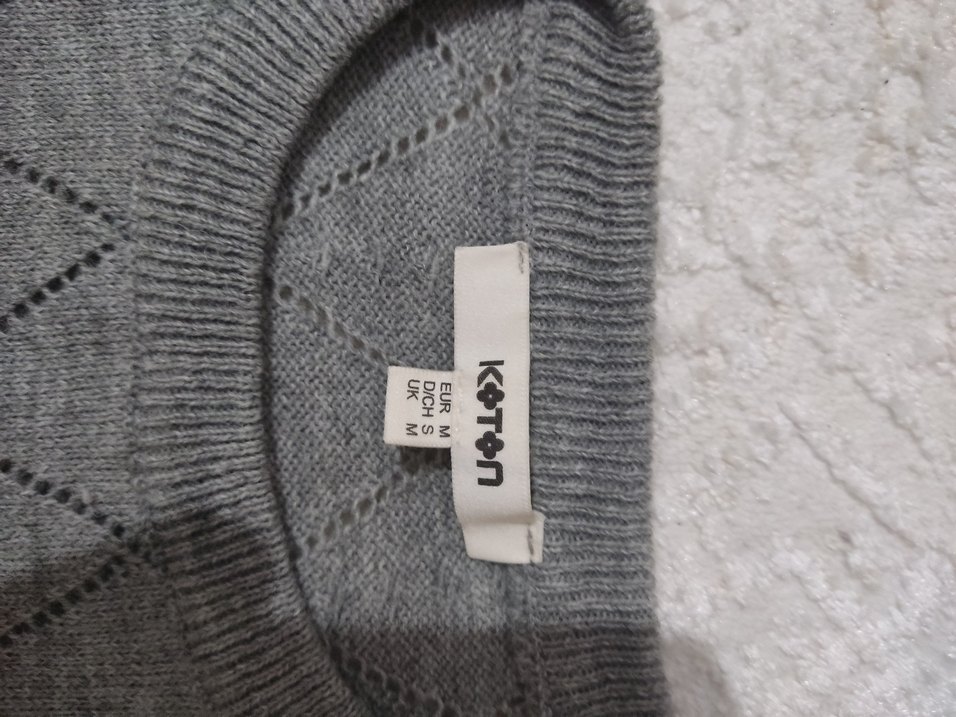 Gri Triko Boğazlı Kolsuz Kadın Süveter - Görsel 2