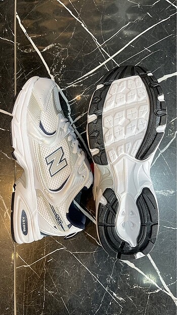 37 Beden beyaz Renk NEW BALANCE